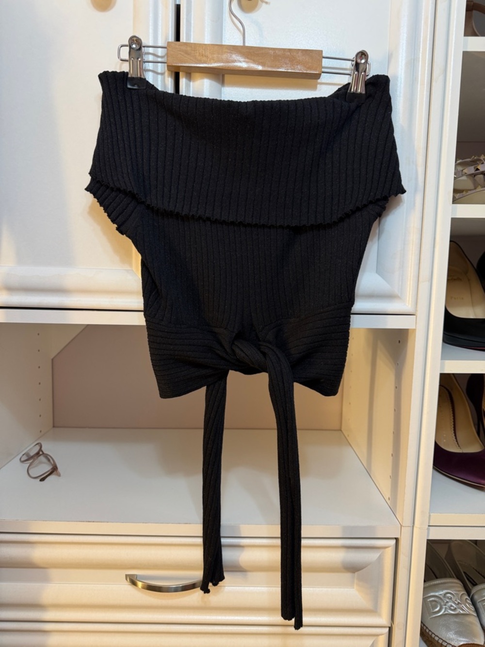 BCBGMaxAzria Black Ribbed Off-Shoulder Tie Front Top